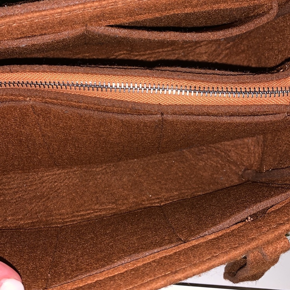 Gabriel Valentino Felt Organizer with Zippers and pockets - Picture 8 of 10